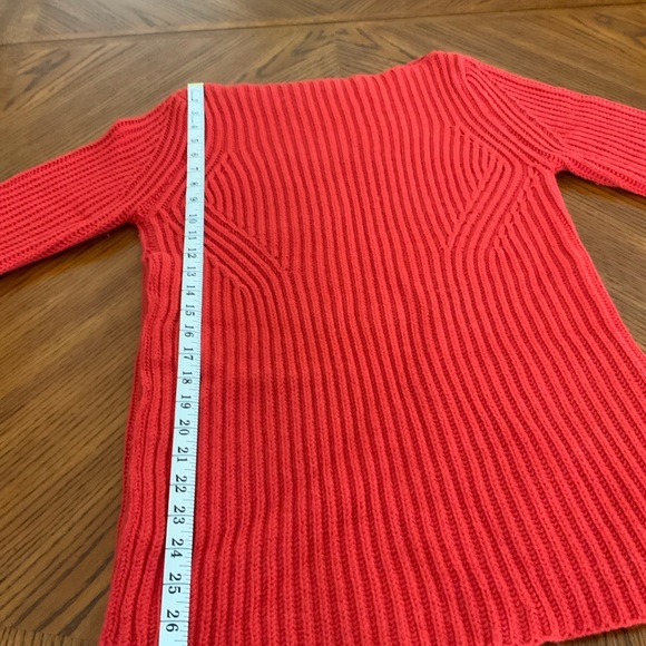 MAG Sweater - Picture 11 of 12